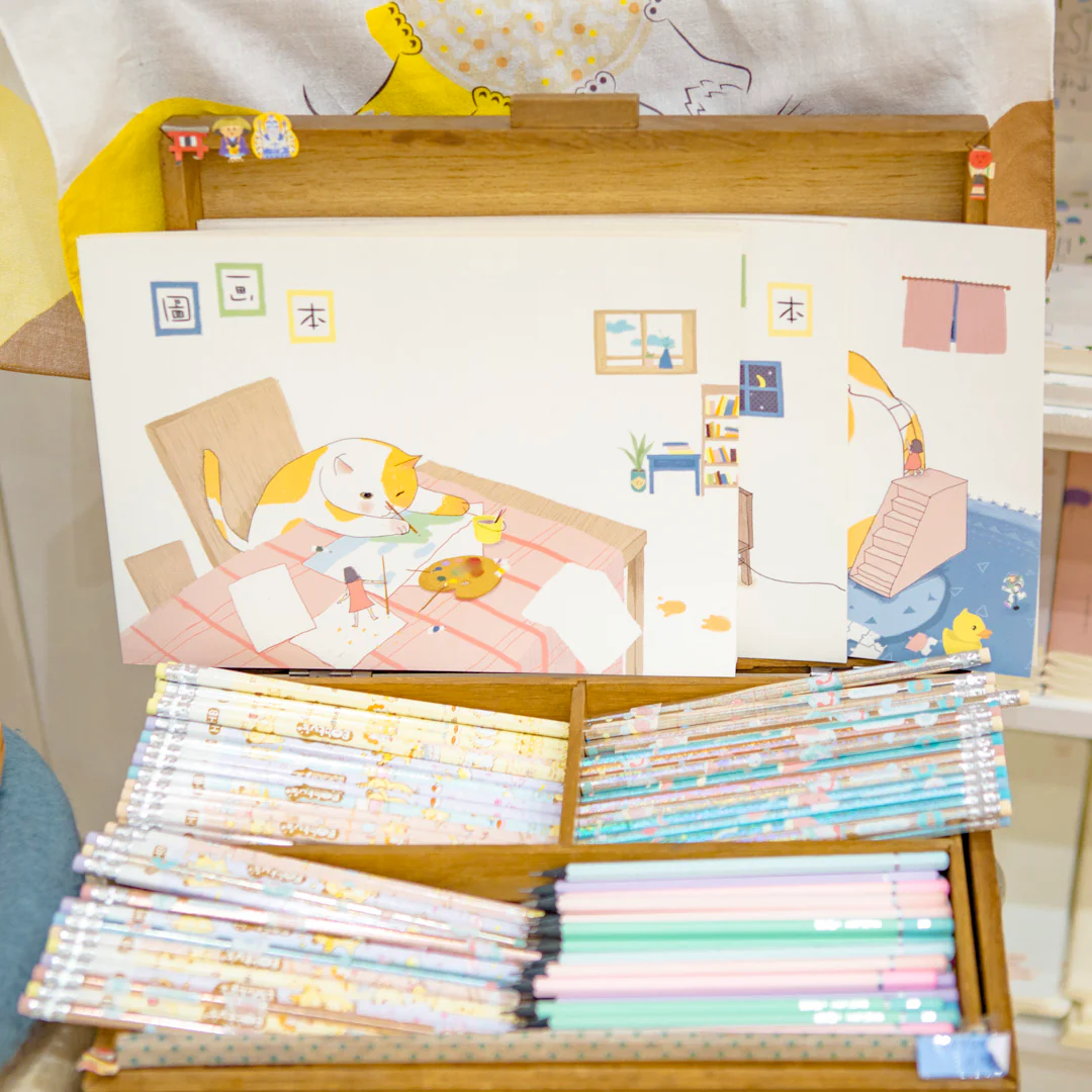 SKETCH BOOK CHAT MINA PLAYING - Image 9